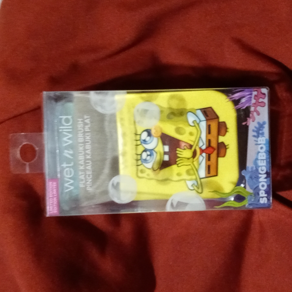 Spongebob Wet and wild flat kabuki brush.
